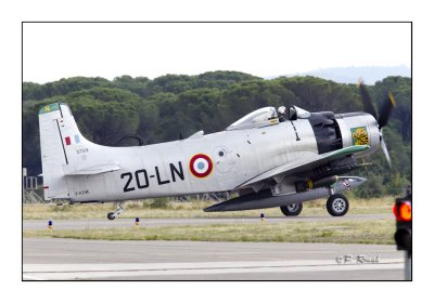 Le Luc - French Skyraider - 00356