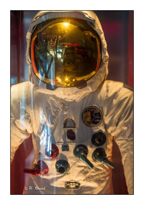 The astronauts gear - 2875