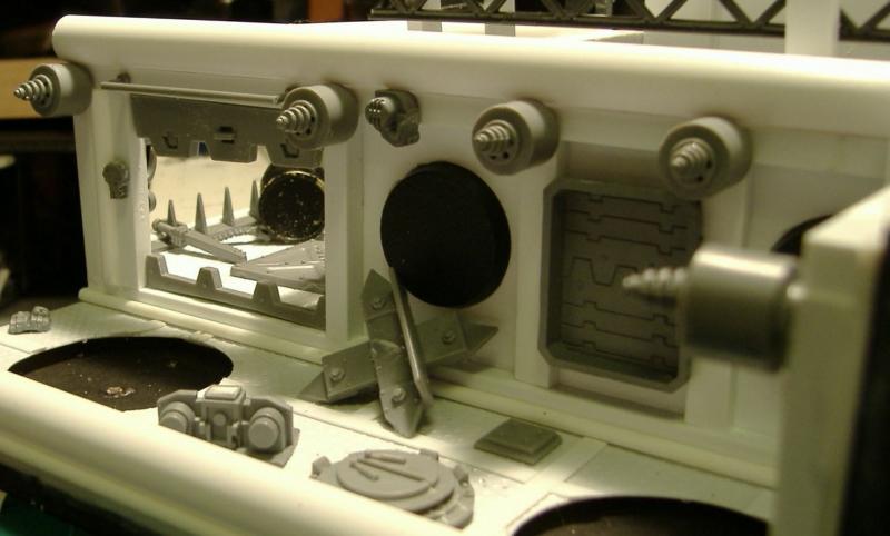 Necrodisplay05.jpg