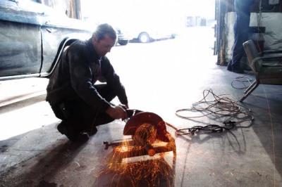 g4/28/34828/3/51976143.cuttingpipeforgeorgest.jpg