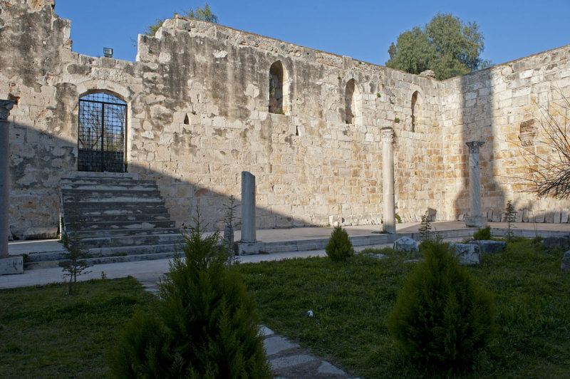 Selcuk Isa Bey Mosque March 2011 3423.jpg