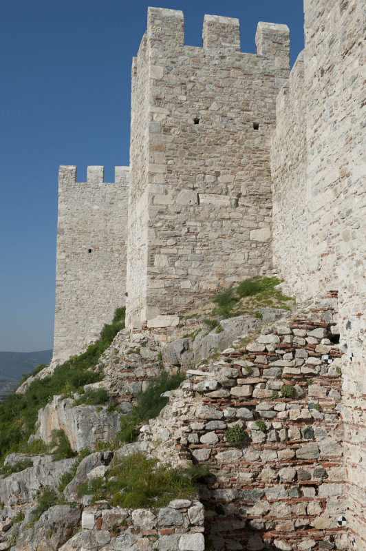 Selcuk Castle March 2011 3359.jpg