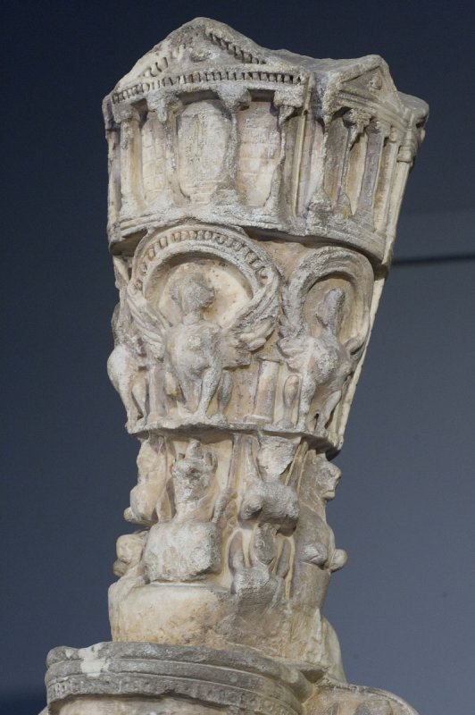 Selcuk Museum March 2011 3881.jpg