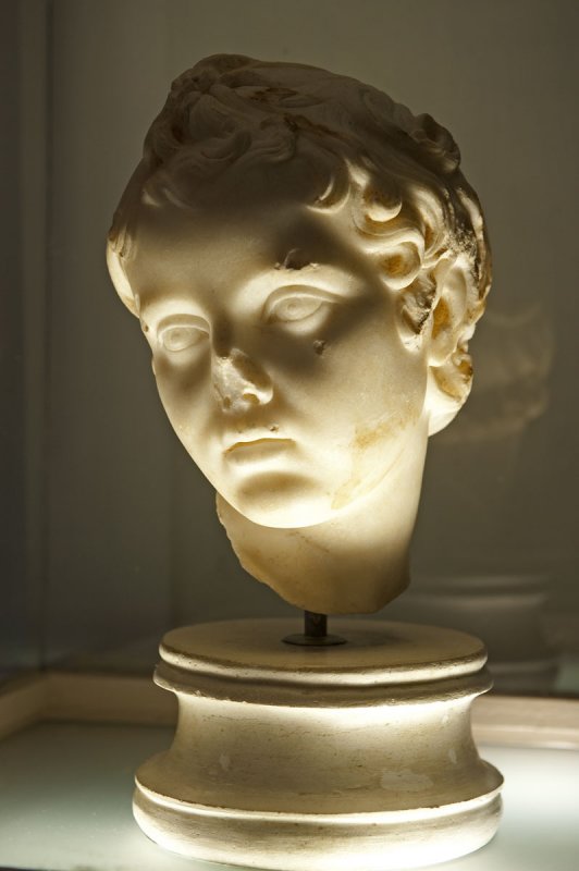 Selcuk Museum Eros 2011 3957.jpg