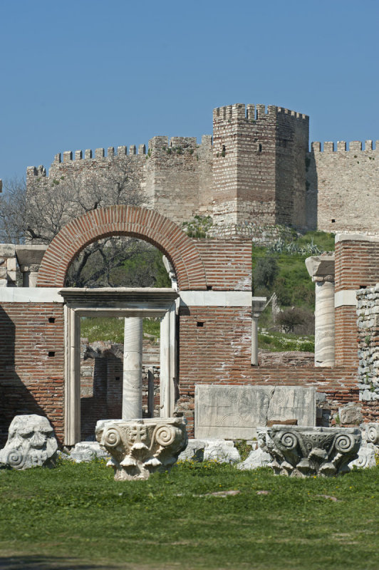Selcuk Basilica of St John the Apostle March 2011 3187.jpg