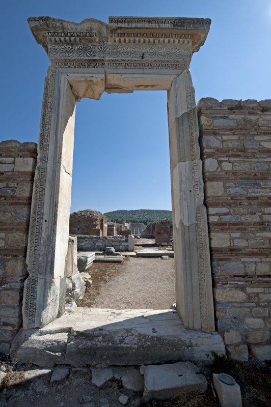 Ephesus March 2011 3591.jpg