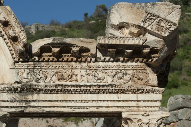 Ephesus March 2011 3800.jpg