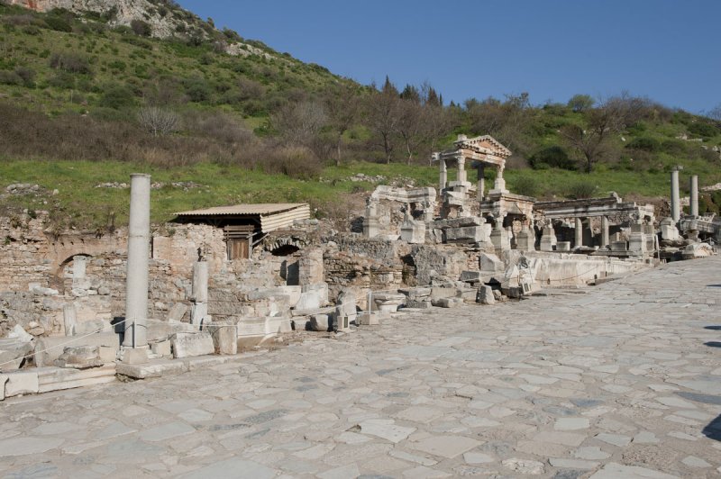 Ephesus March 2011 3782.jpg