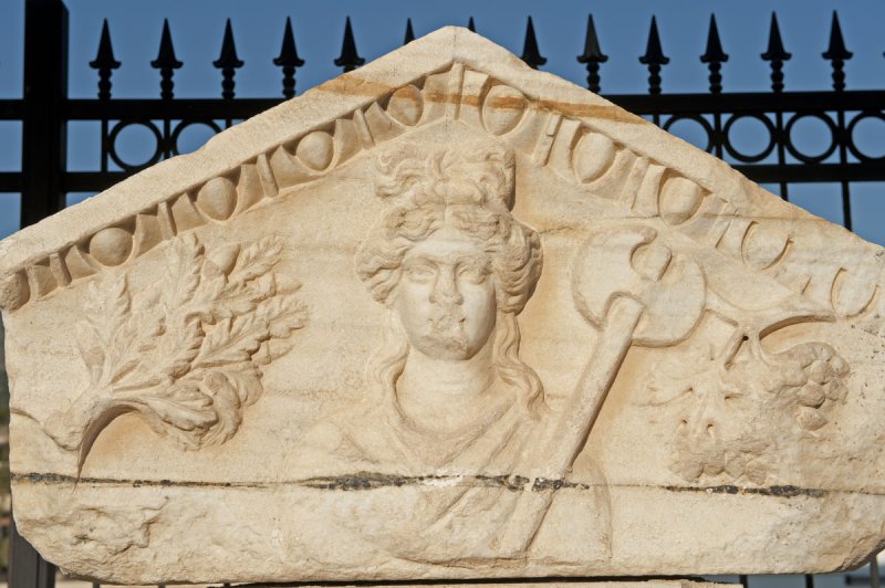 Hierapolis March 2011 4335.jpg