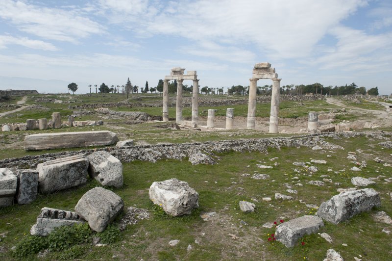 Hierapolis March 2011 4841.jpg