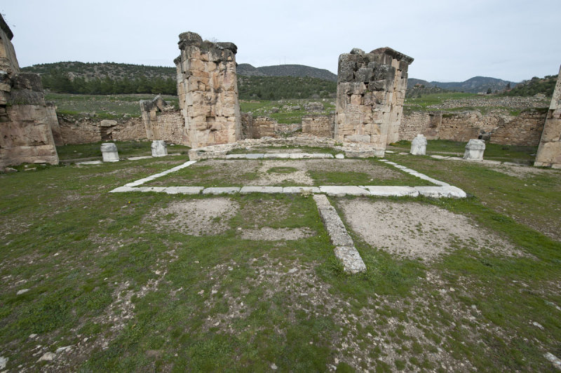 Hierapolis March 2011 4965.jpg