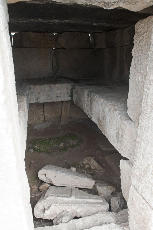 Hierapolis Tomb 56 5014.jpg