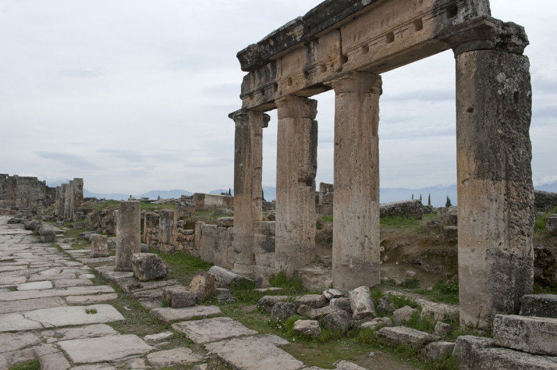 Hierapolis March 2011 5039.jpg