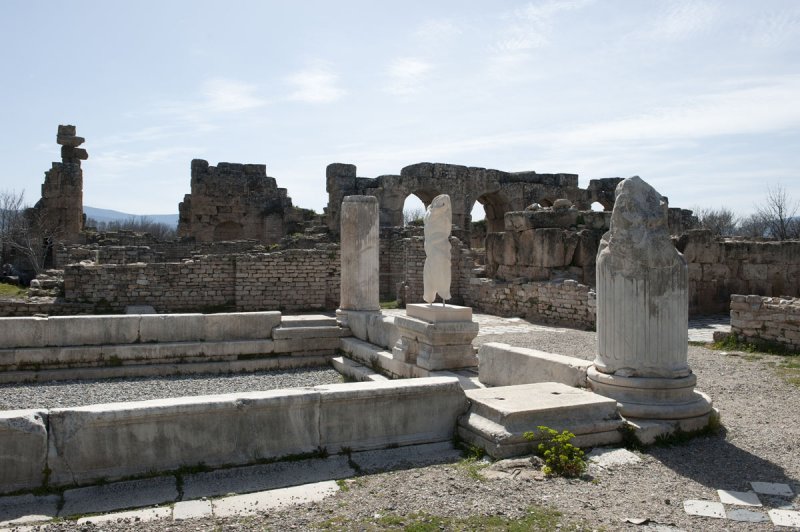 Aphrodisias March 2011 4494.jpg