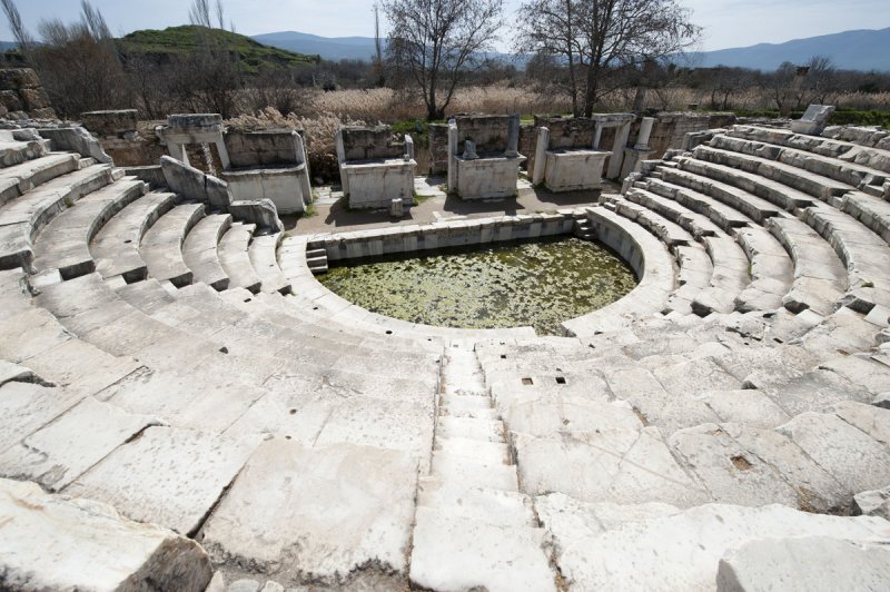 Aphrodisias March 2011 4517.jpg