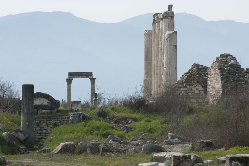 Aphrodisias March 2011 4605.jpg