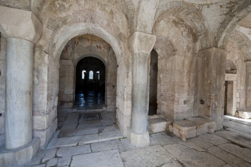 Myra Saint Nicolas church March 2011 5905.jpg