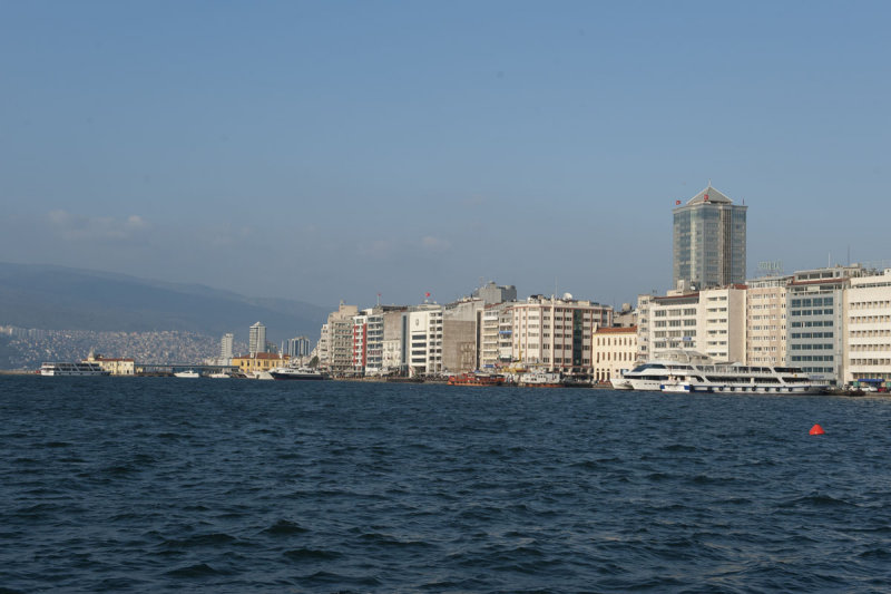 Izmir March 2011 6373.jpg