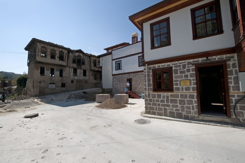 Ankara september 2011 9110.jpg
