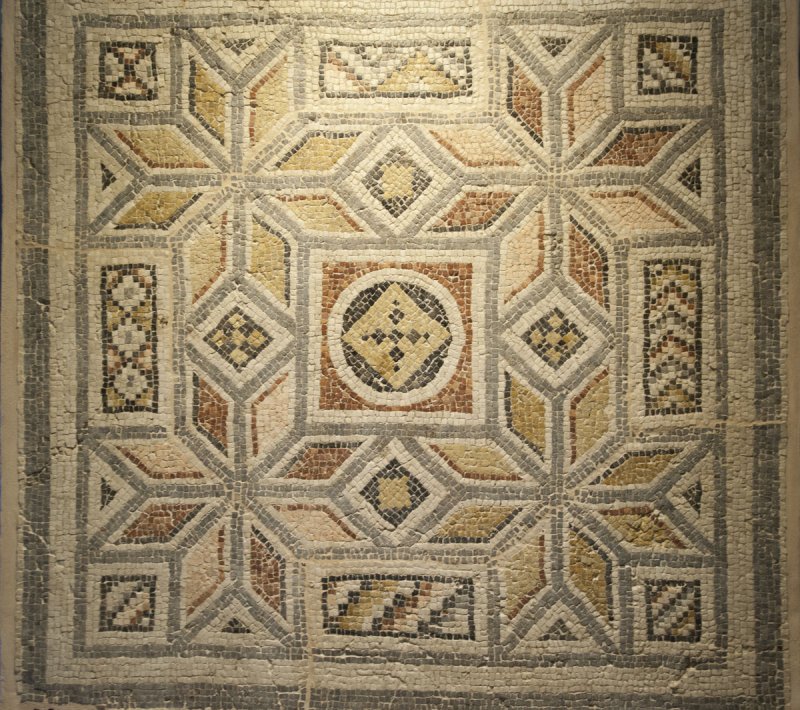 Gaziantep Zeugma Museum December 2011 1963.jpg