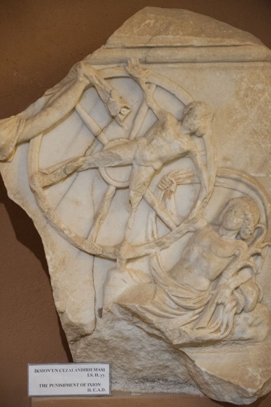 Side museum march 2012 4117.jpg