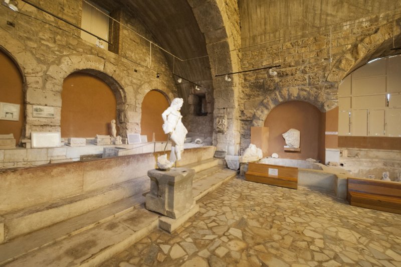 Side museum march 2012 4154.jpg