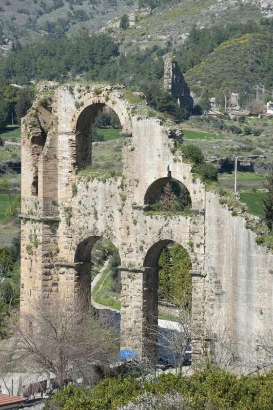 Aspendos march 2012 4678.jpg
