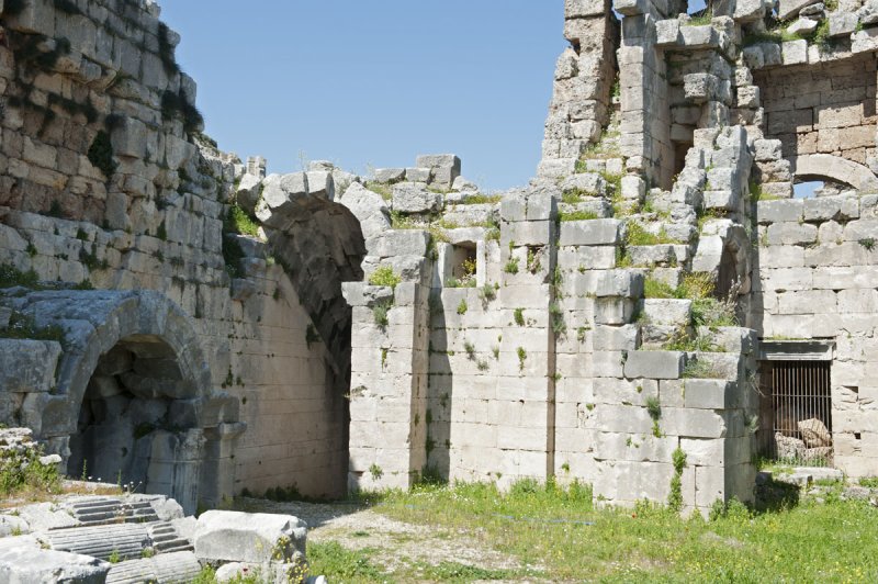 Perge march 2012 3816.jpg