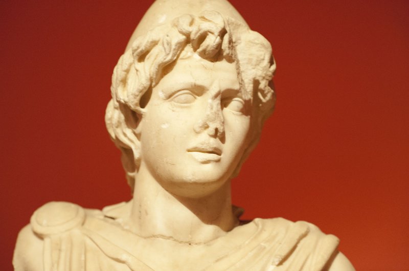 Antalya museum march 2012 3075.jpg