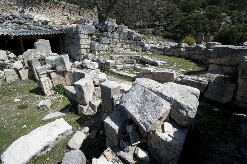Arykanda Basilica march 2012 4950.jpg