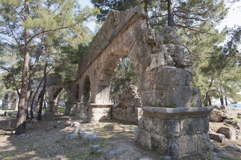 Phaselis march 2012 5268.jpg