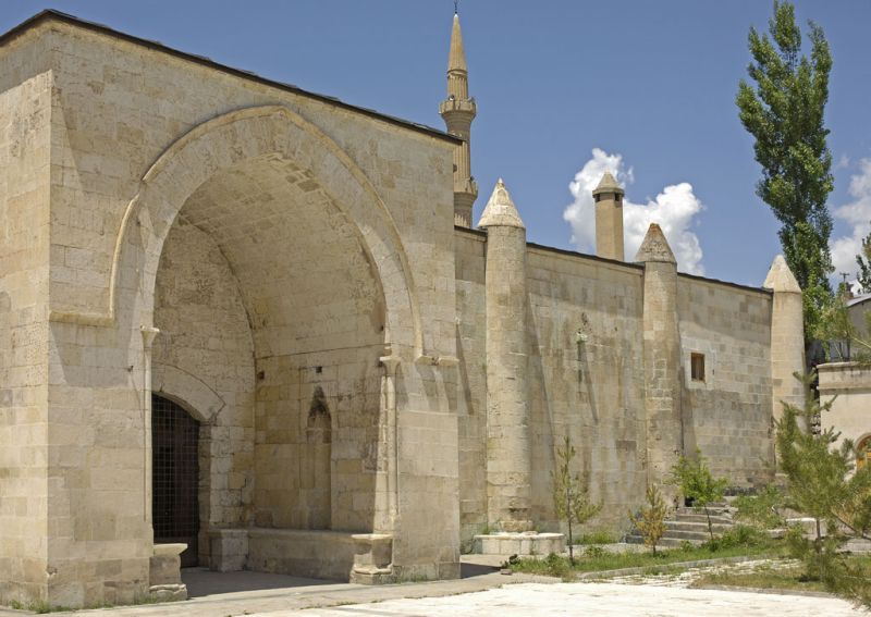 Tercan 2734b.jpg