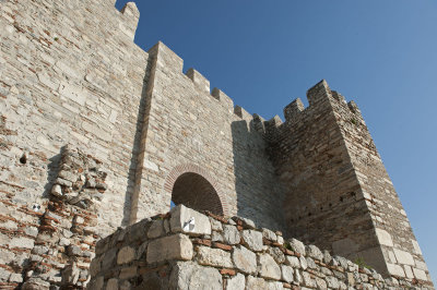 Selcuk Castle March 2011 3374.jpg