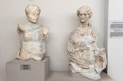 Selcuk MuseumEmperor Augustus and Empress Livia 2011 4010.jpg