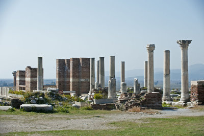 Selcuk Basilica of St John the Apostle March 2011 3198.jpg