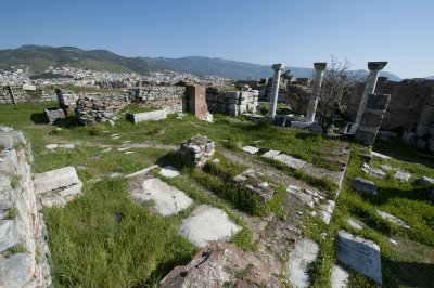 Selcuk Basilica of St John the Apostle March 2011 3246.jpg