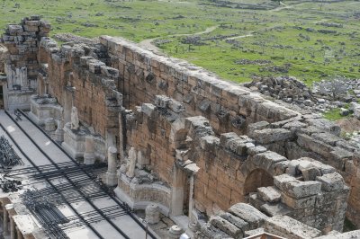 Hierapolis March 2011 4951.jpg