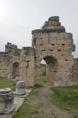 Hierapolis March 2011 4973.jpg