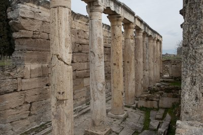 Hierapolis March 2011 4997.jpg