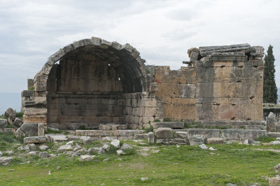 Hierapolis Tomb 18 4999.jpg