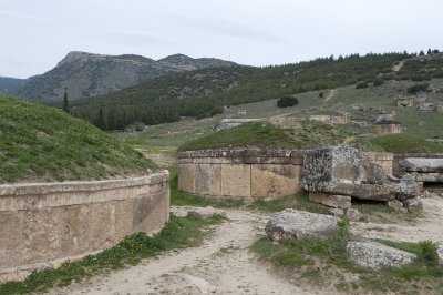 Hierapolis Tumulus 51 5016.jpg