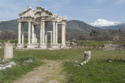 Aphrodisias March 2011 4585.jpg