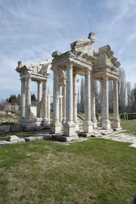 Aphrodisias March 2011 4615.jpg