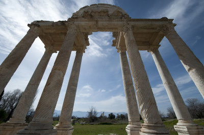 Aphrodisias March 2011 4617.jpg