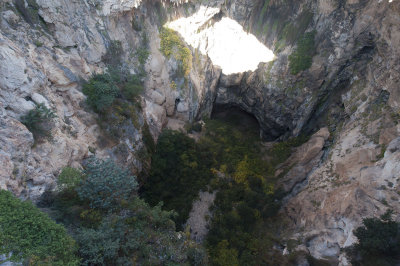Heaven and hell and cave December 2011 1438.jpg