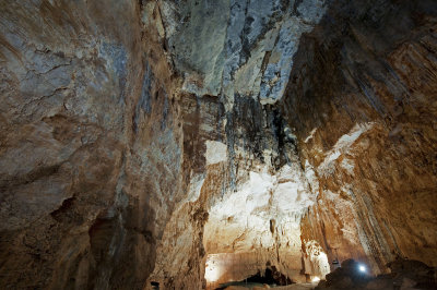 Heaven and hell and cave December 2011 1477.jpg