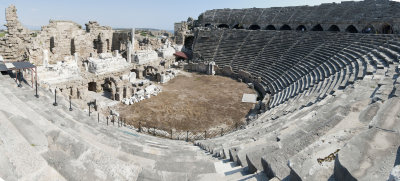 Side march 2012 theatre panorama.jpg