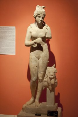 Antalya museum Aphrodite 3083.jpg