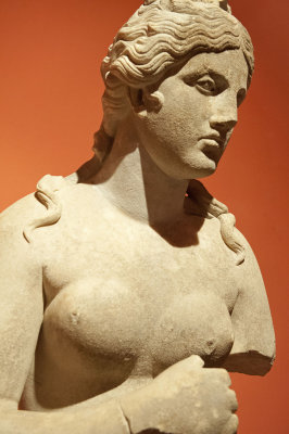 Antalya museum Aphrodite 3085.jpg