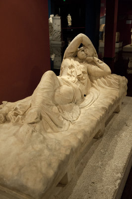 Ariadne on sarcophagus lid